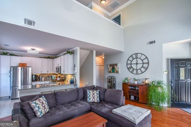 1093 SCALES Road, Suwanee, GA 30024