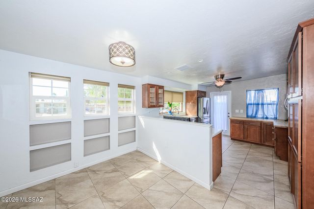 7471 E Victoria Drive, Tucson, AZ 85730