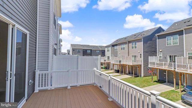 7607 PRESIDENTIAL PKWY, Upper Marlboro, MD 20774