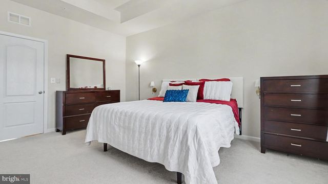 7607 PRESIDENTIAL PKWY, Upper Marlboro, MD 20774
