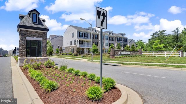 7607 PRESIDENTIAL PKWY, Upper Marlboro, MD 20774