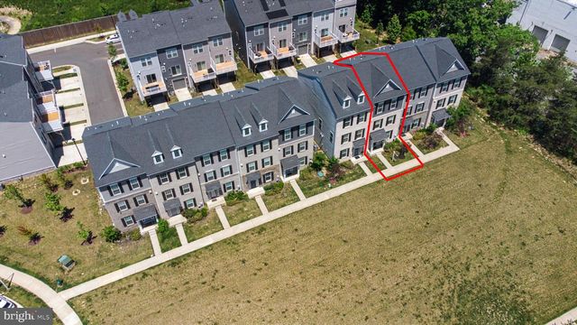 7607 PRESIDENTIAL PKWY, Upper Marlboro, MD 20774
