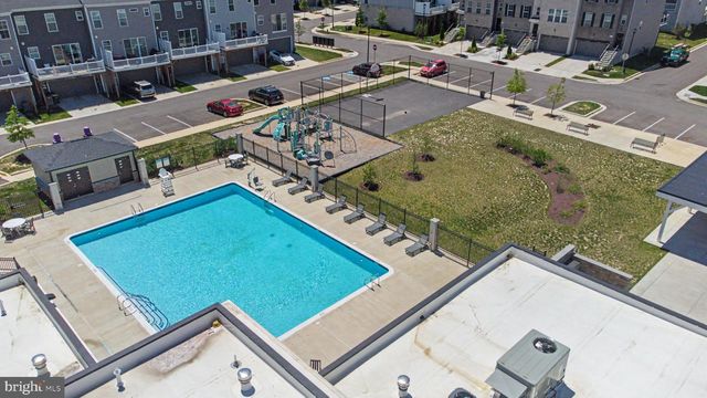 7607 PRESIDENTIAL PKWY, Upper Marlboro, MD 20774