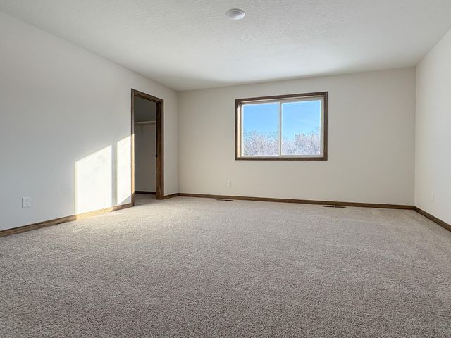 14262 277th Avenue NW, Zimmerman, MN 55398