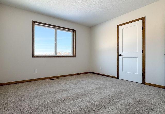 14262 277th Avenue NW, Zimmerman, MN 55398