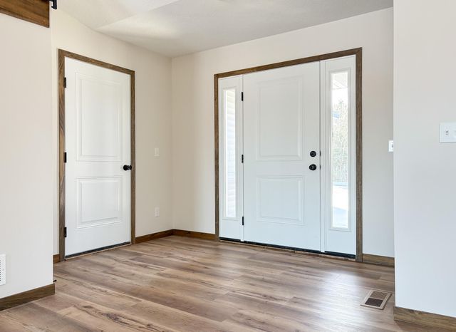 14262 277th Avenue NW, Zimmerman, MN 55398