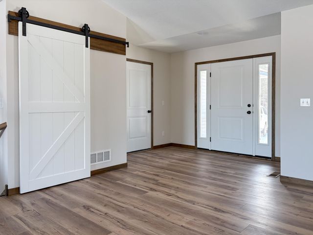 14262 277th Avenue NW, Zimmerman, MN 55398