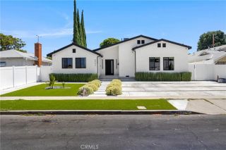 6952 Cozycroft Avenue, Winnetka, CA 91306