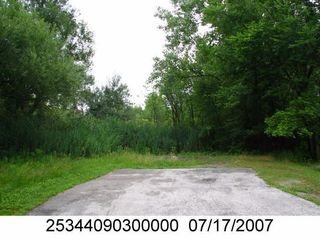 956 E 135th Street, Chicago, IL 60827