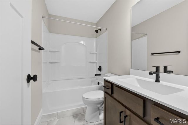 113 Royal Troon Drive, Dardenne Prairie, MO 63368