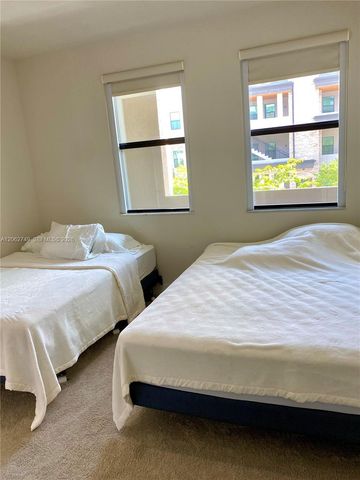 7805 NW 104th Ave 25, Doral, FL 33178
