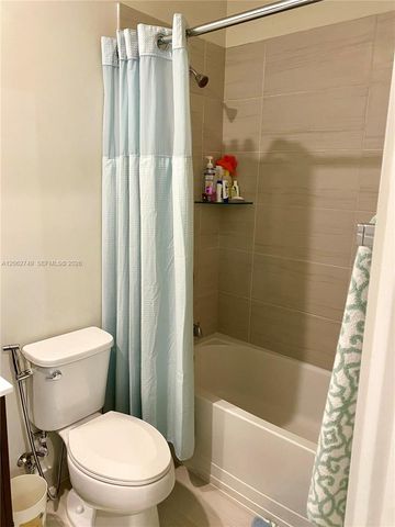 7805 NW 104th Ave 25, Doral, FL 33178