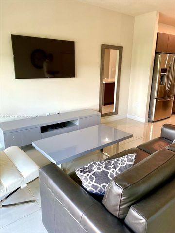 7805 NW 104th Ave 25, Doral, FL 33178
