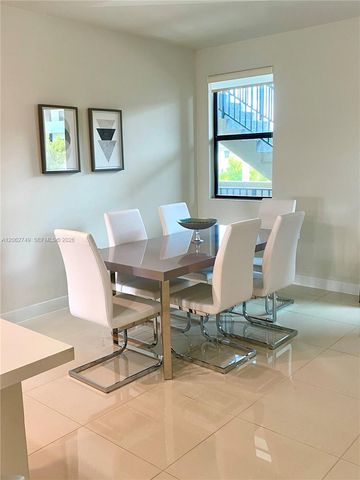 7805 NW 104th Ave 25, Doral, FL 33178