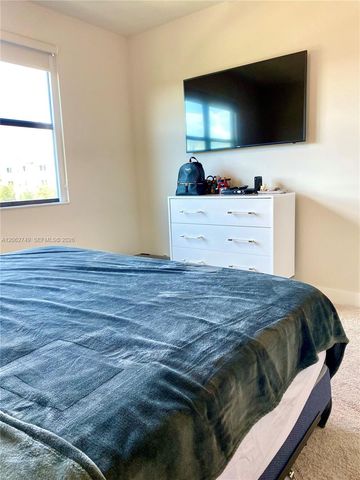 7805 NW 104th Ave 25, Doral, FL 33178