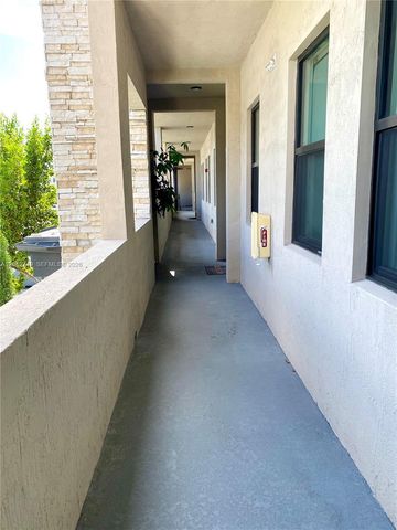 7805 NW 104th Ave 25, Doral, FL 33178