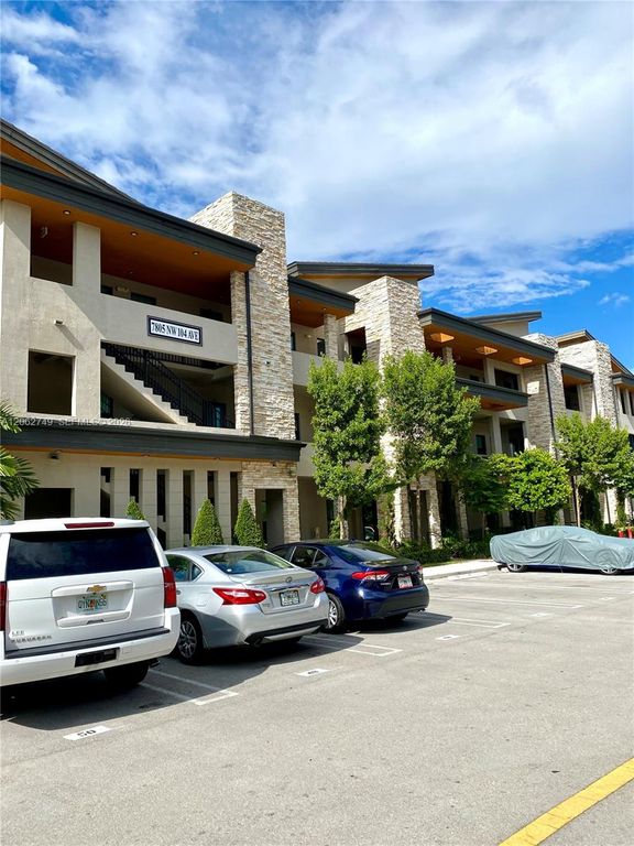 7805 NW 104th Ave 25, Doral, FL 33178