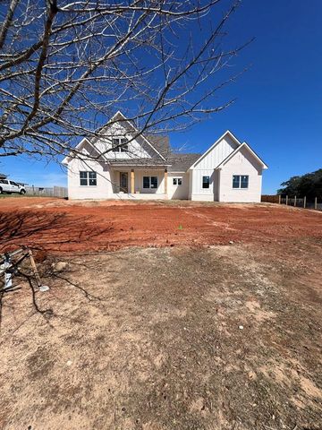 122 Weeping Willow Trail, Headland, AL 36345