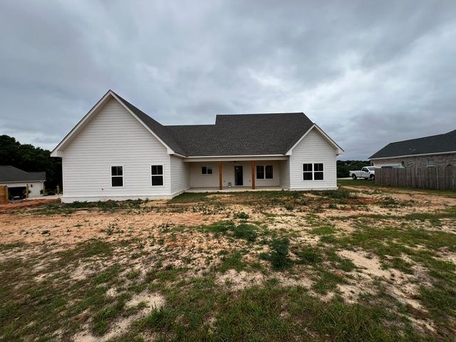 122 Weeping Willow Trail, Headland, AL 36345