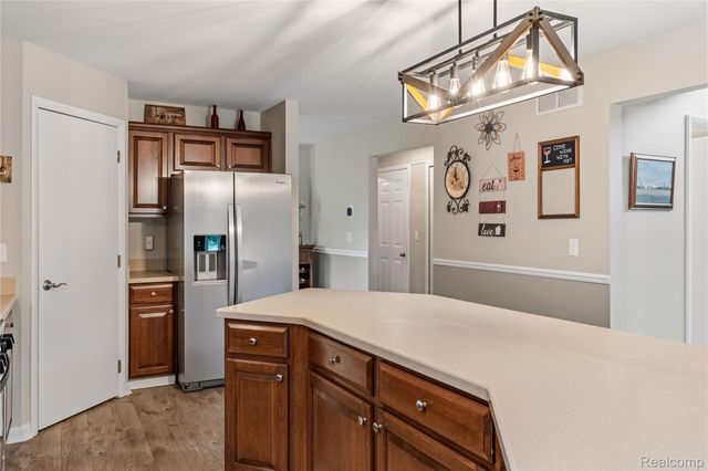 12949 Millbrooke Way, Green Oak Township, MI 48178