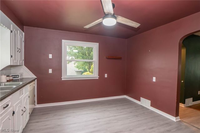 3809 Frazer Avenue NW, Canton, OH 44709