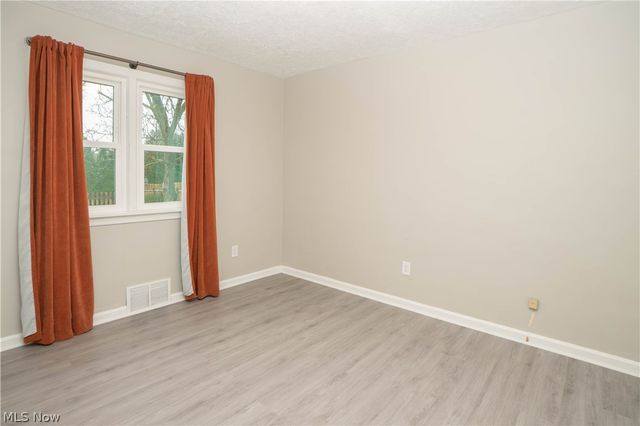3809 Frazer Avenue NW, Canton, OH 44709