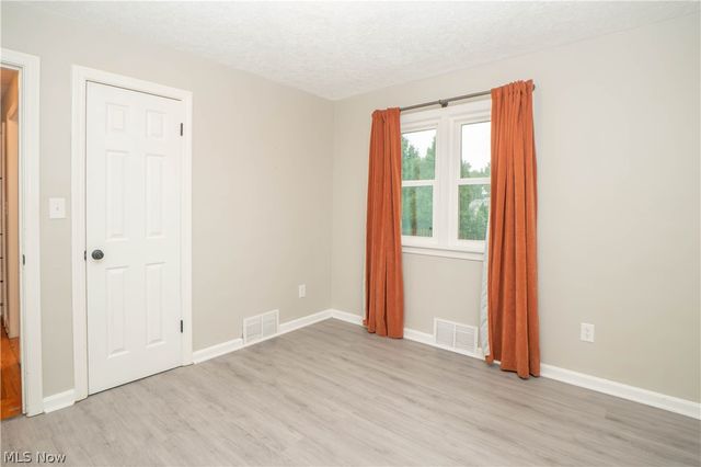3809 Frazer Avenue NW, Canton, OH 44709