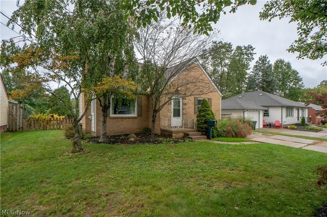3809 Frazer Avenue NW, Canton, OH 44709