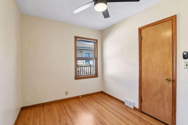 4412 Portland Avenue, Minneapolis, MN 55407