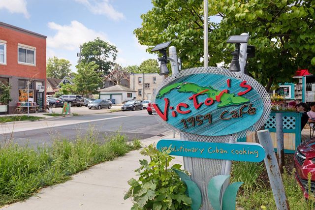 4412 Portland Avenue, Minneapolis, MN 55407