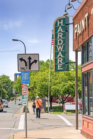 4412 Portland Avenue, Minneapolis, MN 55407