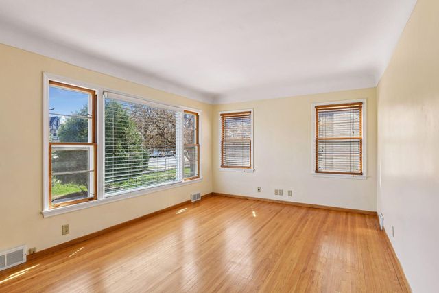 4412 Portland Avenue, Minneapolis, MN 55407