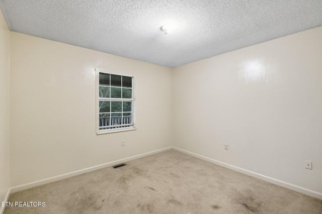 201 County Road 176, Athens, TN 37303