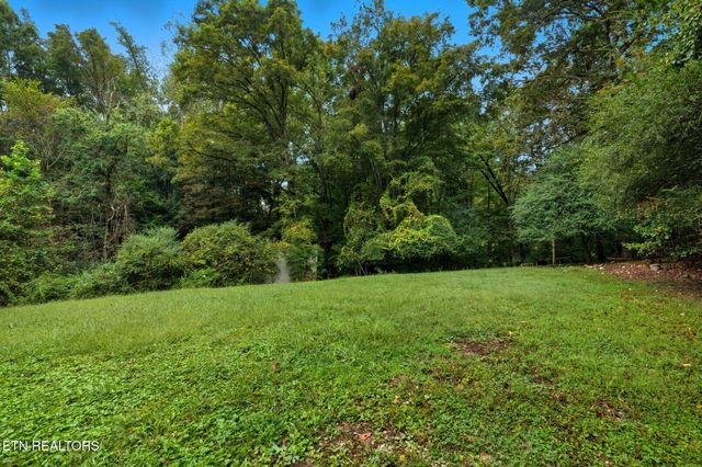 201 County Road 176, Athens, TN 37303
