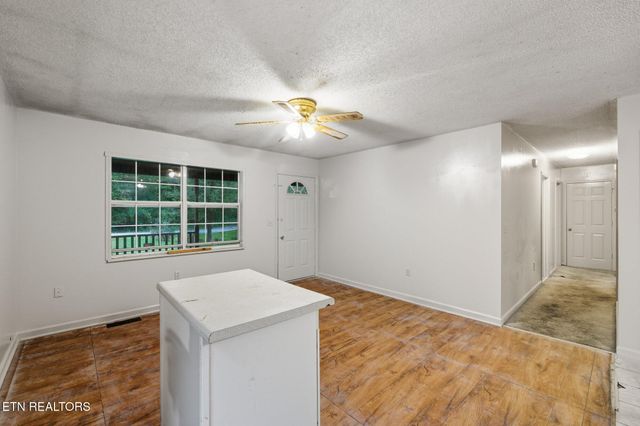 201 County Road 176, Athens, TN 37303