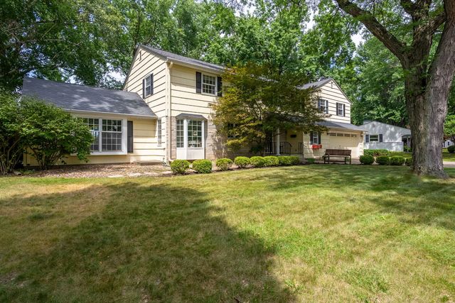 3517 26th Avenue A, Moline, IL 61265