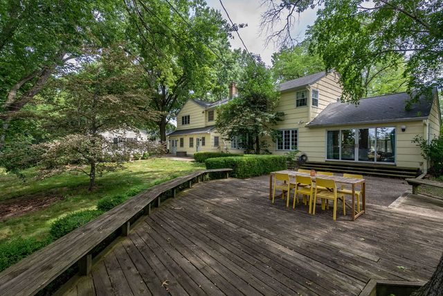 3517 26th Avenue A, Moline, IL 61265
