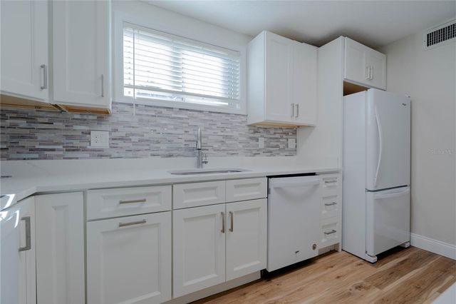 568 ORANGE DRIVE 46, Altamonte Springs, FL 32701