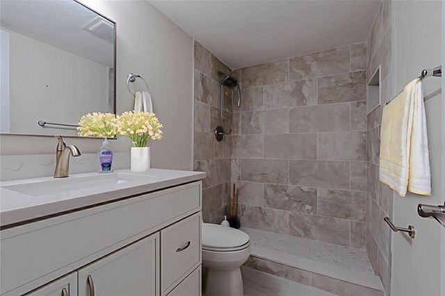 568 ORANGE DRIVE 46, Altamonte Springs, FL 32701