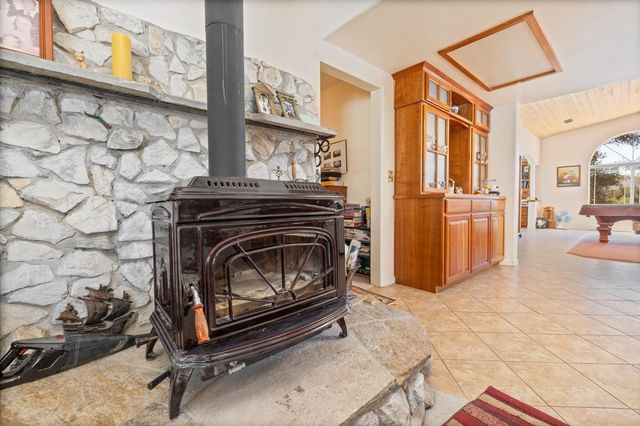 45544 Pine River Rd, Ahwahnee, CA 93601