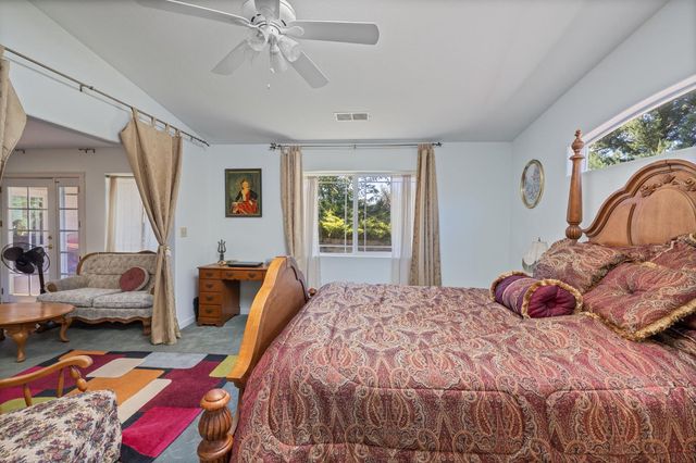 45544 Pine River Rd, Ahwahnee, CA 93601