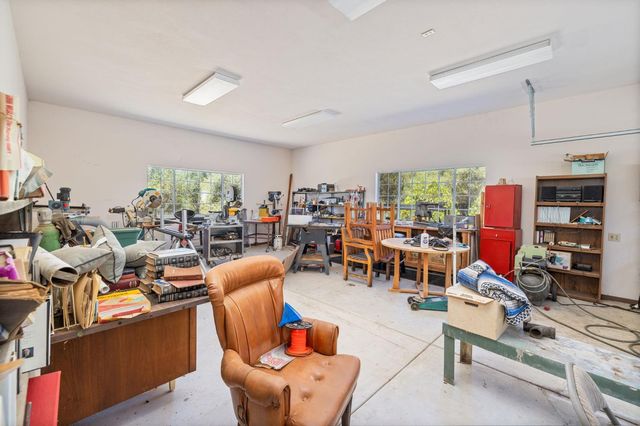 45544 Pine River Rd, Ahwahnee, CA 93601