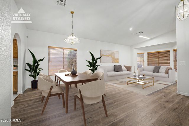 7672 W BETTY ELYSE Lane, Peoria, AZ 85382