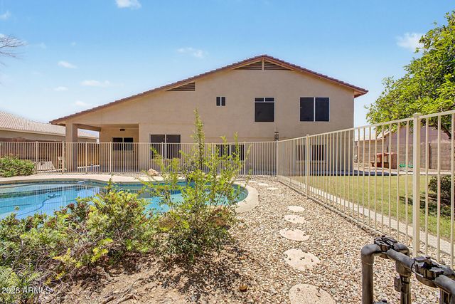 7672 W BETTY ELYSE Lane, Peoria, AZ 85382