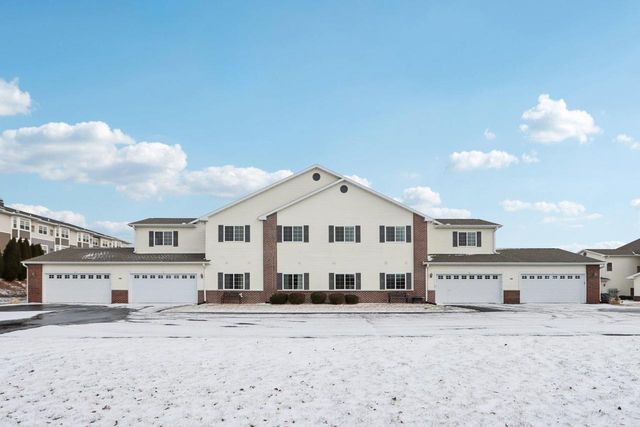 1608 Commonwealth Drive, Fort Atkinson, WI 53538