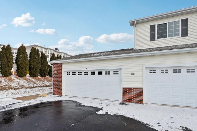1608 Commonwealth Drive, Fort Atkinson, WI 53538