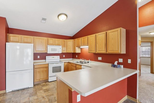 1608 Commonwealth Drive, Fort Atkinson, WI 53538