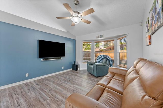 956 EDGEHILL DRIVE, Palm Harbor, FL 34684