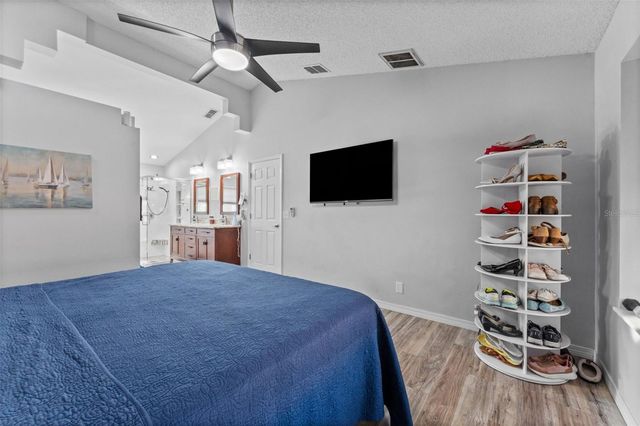 956 EDGEHILL DRIVE, Palm Harbor, FL 34684