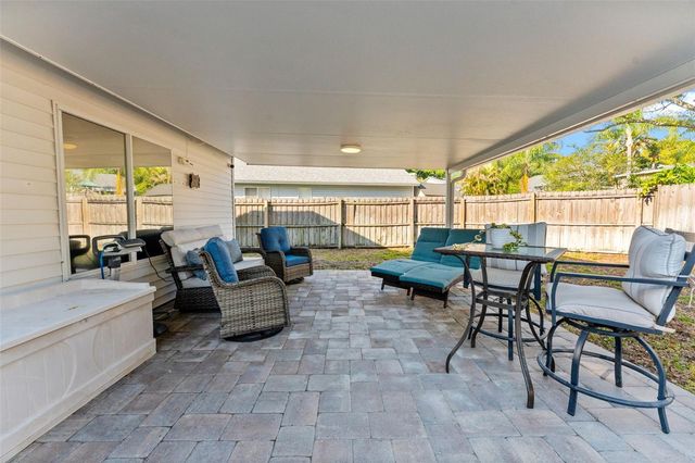 956 EDGEHILL DRIVE, Palm Harbor, FL 34684